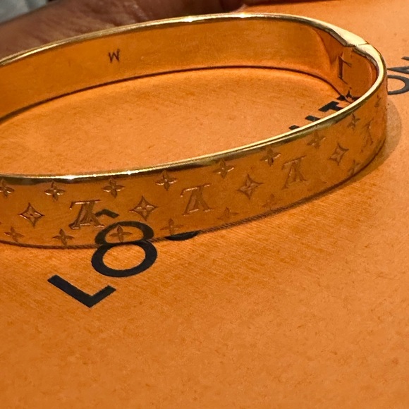 Louis Vuitton Brass Nanogram cuff 💕 - Picture 9 of 13
